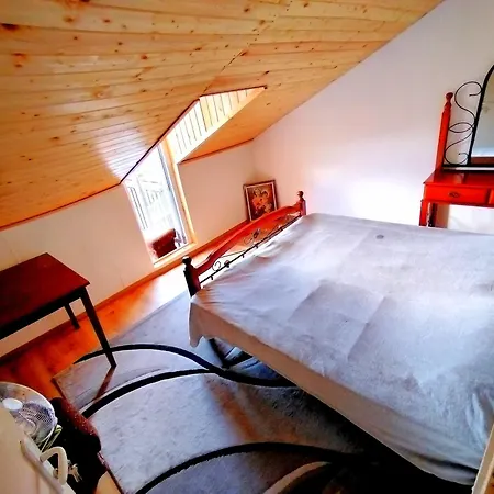Low Budget Apartment With Breakfast #4 Varna Exterior photo