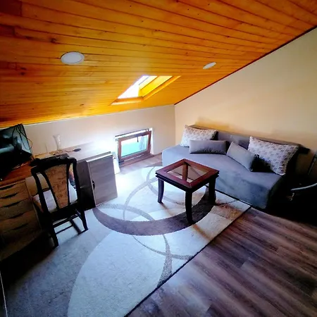 Low Budget Apartment With Breakfast #4 Varna Exterior photo